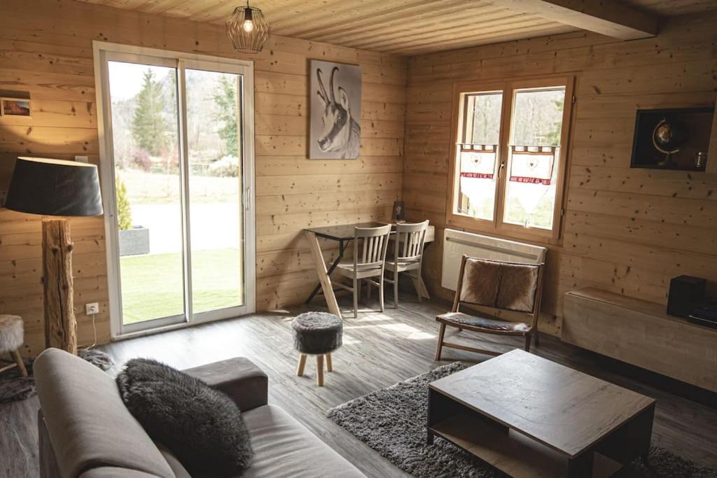 Gite Jura Mina Chalet Au Milieu De La Nature Villa Ney Exterior photo